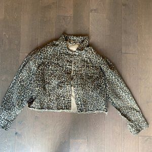 NWTFree people Cheetah Animal Printed Denim Jacket